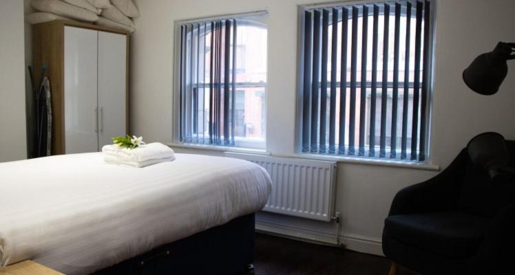 27 Stanley Street Aparthotel By Ustay Liverpool Exterior foto